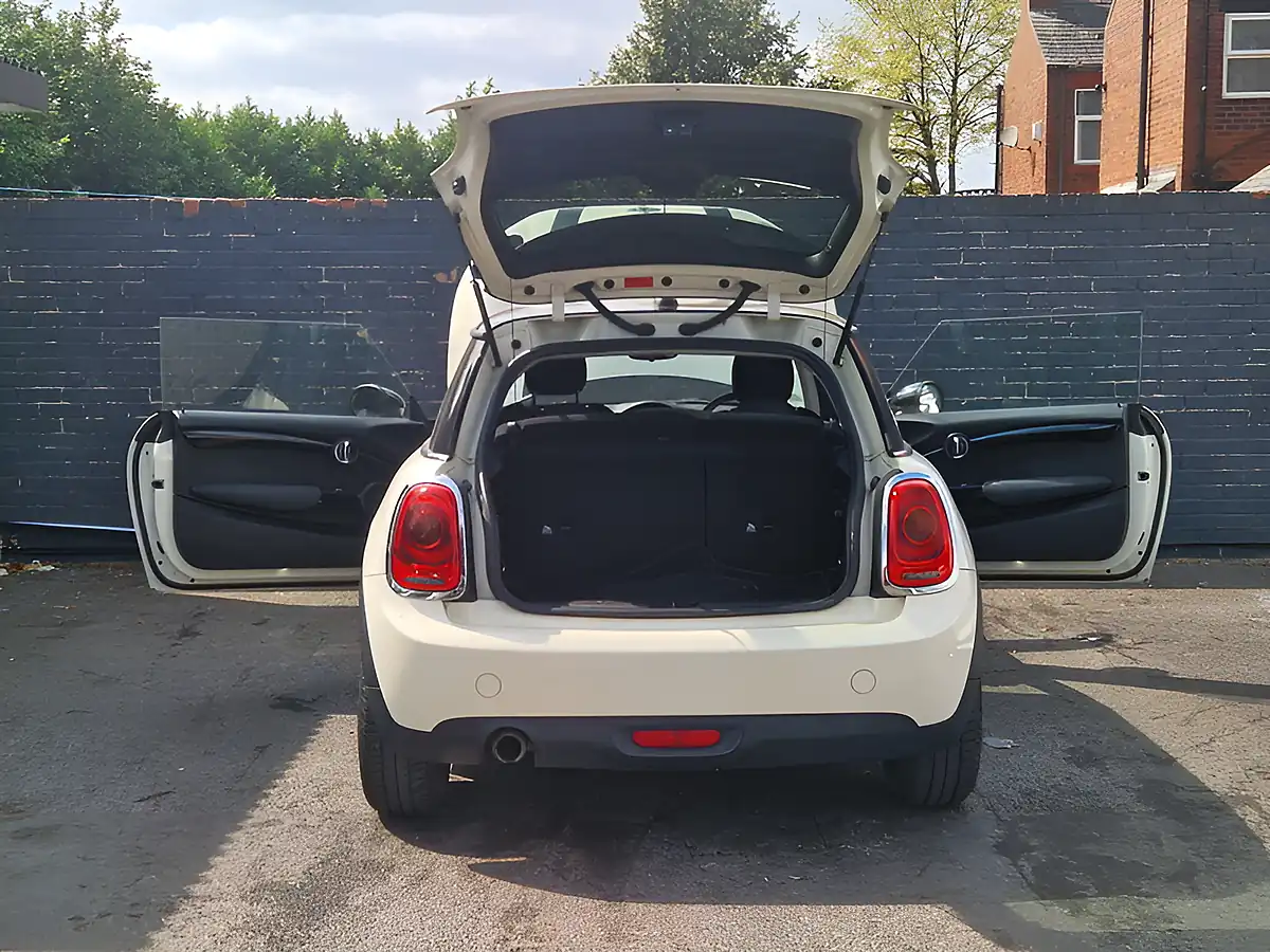 Used 2016 MINI Hatch Cooper White - Interior and Exterior details 12