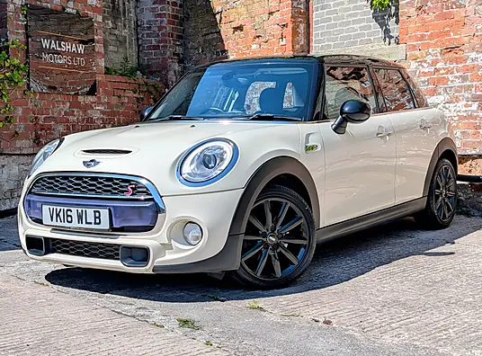 2016 MINI Hatch Cooper SD