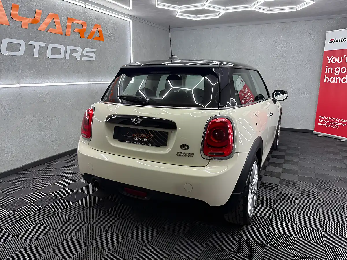 Used 2016 MINI Hatch Cooper White - Interior and Exterior details 12