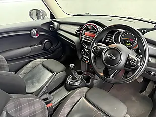 Used 2016 MINI Hatch Cooper White - Interior and Exterior details 14