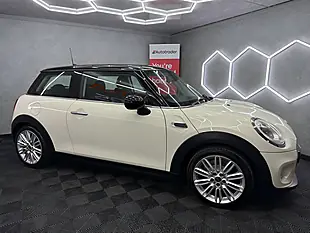 Used 2016 MINI Hatch Cooper White - Interior and Exterior details 9