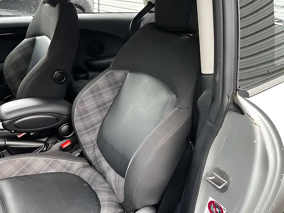 Used 2016 MINI Hatch Cooper White Silver - Interior and Exterior details 16