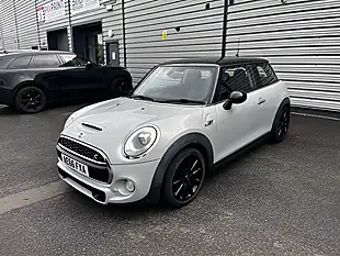 Used 2016 MINI Hatch Cooper White Silver - Interior and Exterior details 20