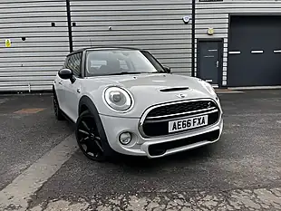 Used 2016 MINI Hatch Cooper White Silver - Interior and Exterior details 5