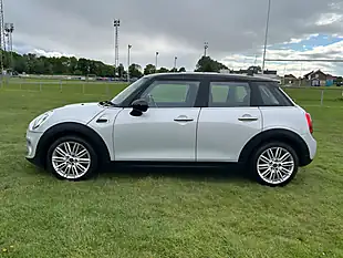 Used 2016 MINI Hatch Cooper White Silver - Interior and Exterior details 8