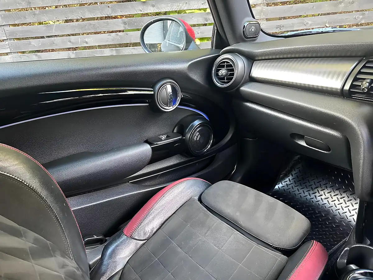 Used 2016 MINI Hatch John Cooper Works Black - Interior and Exterior details 16