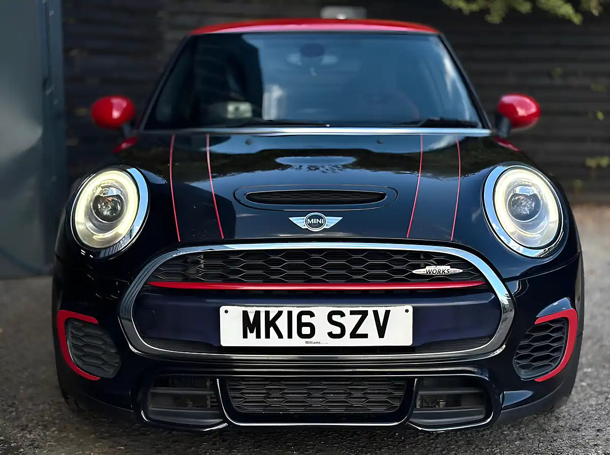 Used 2016 MINI Hatch John Cooper Works Black - Interior and Exterior details 2