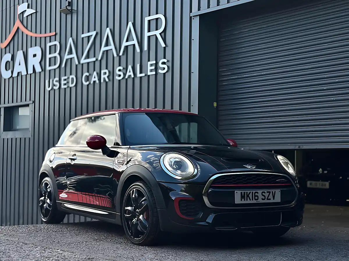 Used 2016 MINI Hatch John Cooper Works Black - Interior and Exterior details 4
