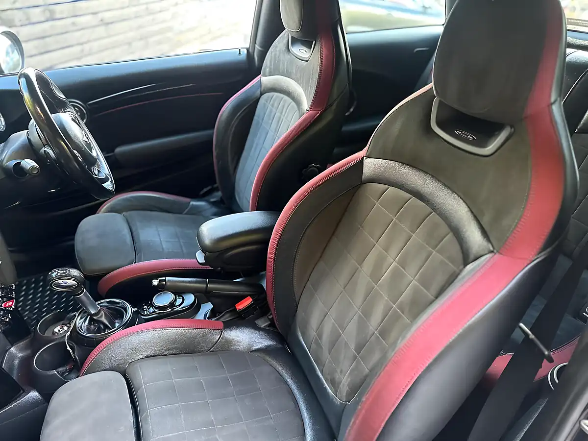 Used 2016 MINI Hatch John Cooper Works Black - Interior and Exterior details 6