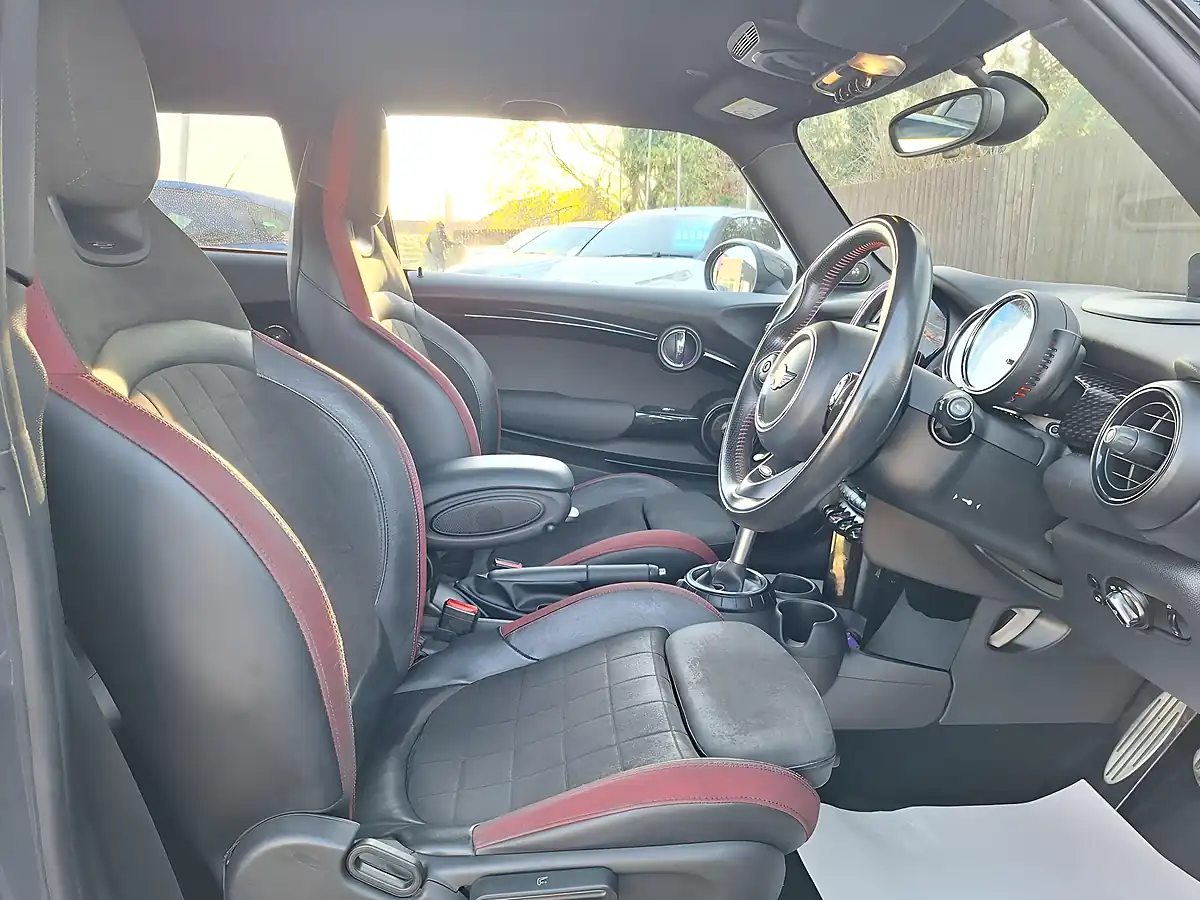 Used 2016 MINI Hatch John Cooper Works Grey - Interior and Exterior details 12