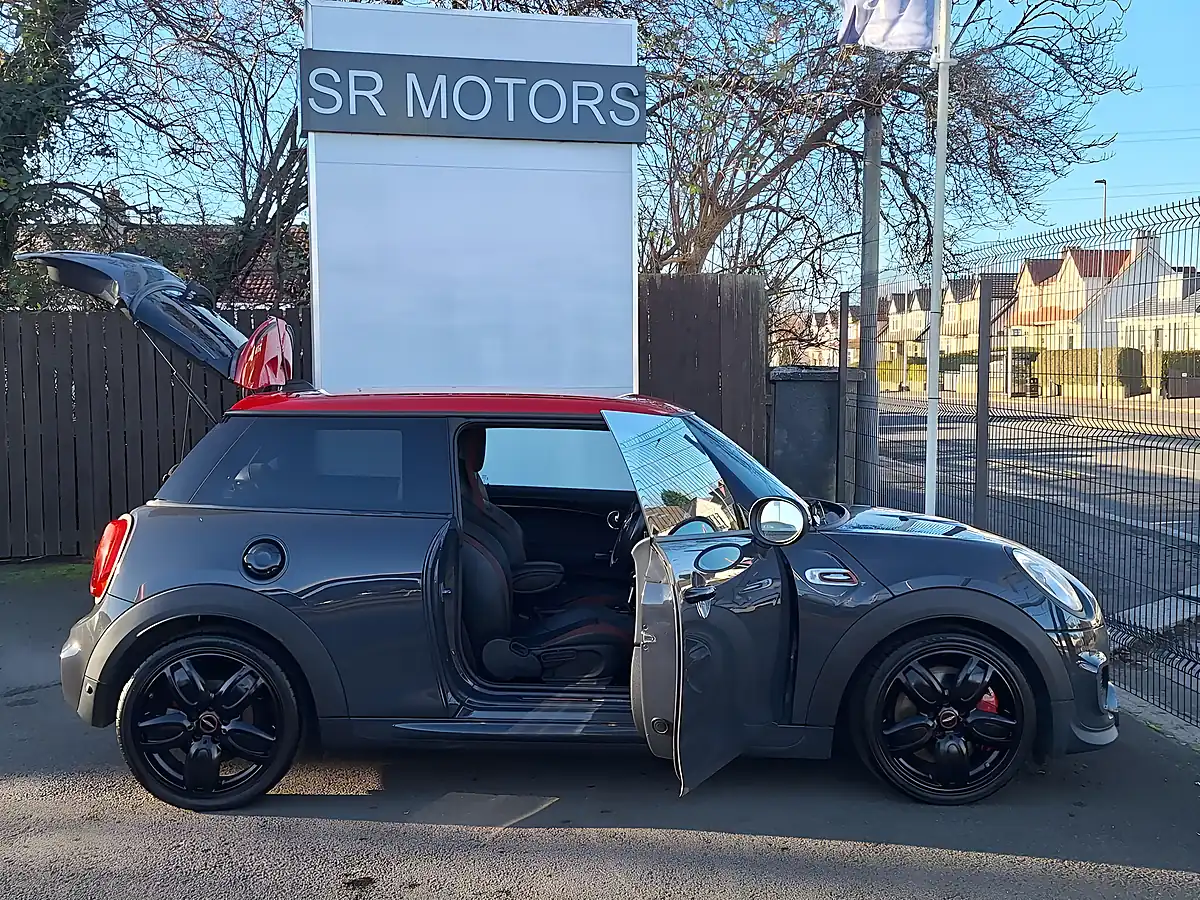 Used 2016 MINI Hatch John Cooper Works Grey - Interior and Exterior details 7