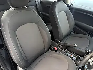 Used 2016 MINI Hatch One Black - Interior and Exterior details 12