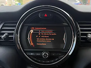 Used 2016 MINI Hatch One Black - Interior and Exterior details 4