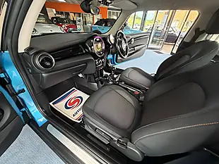 Used 2016 MINI Hatch One Blue - Interior and Exterior details 16