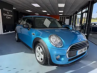 Used 2016 MINI Hatch One Blue - Interior and Exterior details 3