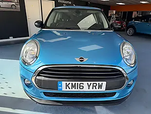 Used 2016 MINI Hatch One Blue - Interior and Exterior details 4