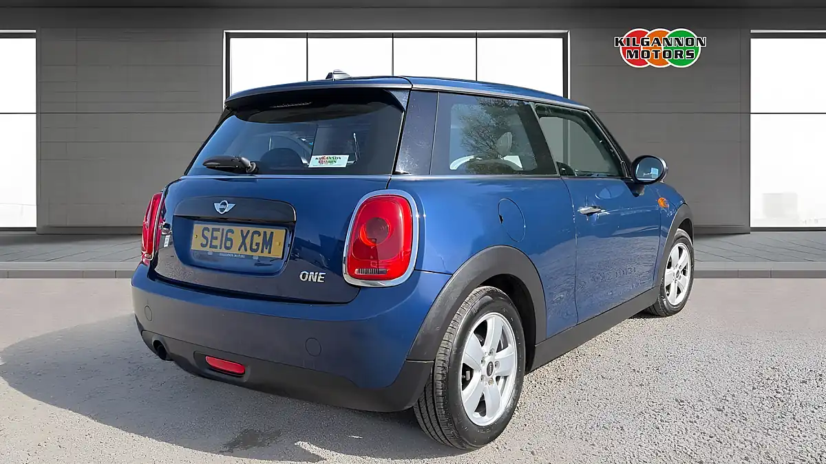 Used 2016 MINI Hatch One Blue - Interior and Exterior details 18