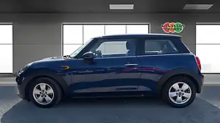 Used 2016 MINI Hatch One Blue - Interior and Exterior details 3