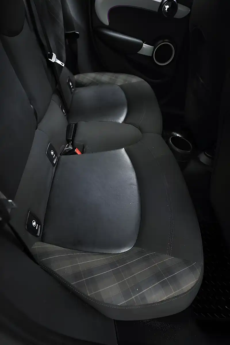 Used 2016 MINI Hatch One Grey - Interior and Exterior details 11