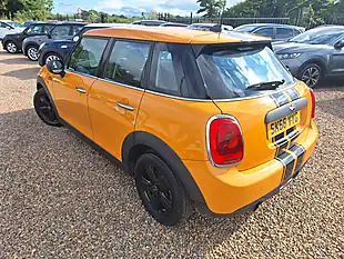 Used 2016 MINI Hatch One Orange - Interior and Exterior details 7