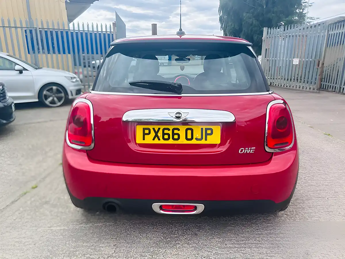 Used 2016 MINI Hatch One Red - Interior and Exterior details 2