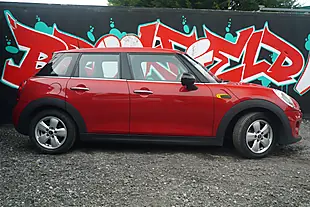 Used 2016 MINI Hatch One Red - Interior and Exterior details 11