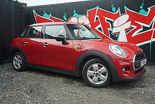 Used 2016 MINI Hatch One Red - Interior and Exterior details 13