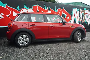 Used 2016 MINI Hatch One Red - Interior and Exterior details 9