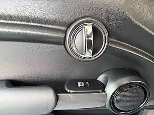 Used 2016 MINI Hatch One Silver - Interior and Exterior details 16