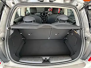 Used 2016 MINI Hatch One Silver - Interior and Exterior details 9