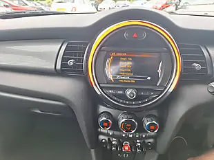 Used 2016 MINI Hatch One White - Interior and Exterior details 15