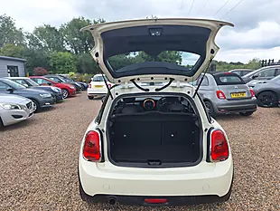 Used 2016 MINI Hatch One White - Interior and Exterior details 17