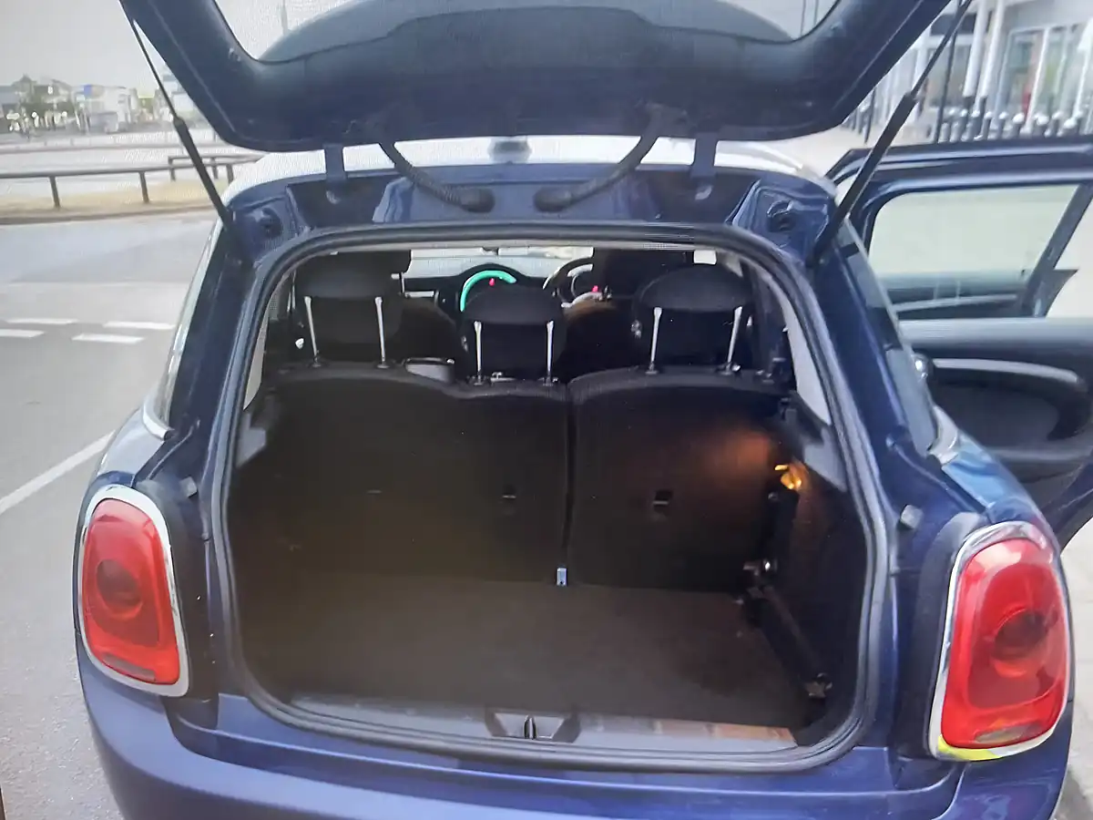 Used 2016 MINI Hatch Pepper Ii Pack Deep Blue Metallic - Interior and Exterior details 5