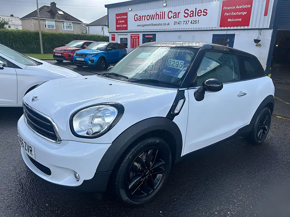 Used 2016 MINI Paceman Cooper White - Front View