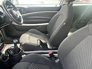 Used 2016 MINI Paceman Cooper White - Interior and Exterior details 13