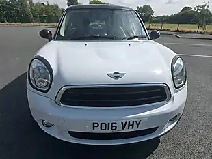 Used 2016 MINI Paceman Cooper White - Interior and Exterior details 2