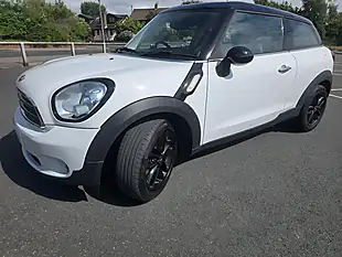 Used 2016 MINI Paceman Cooper White - Interior and Exterior details 3