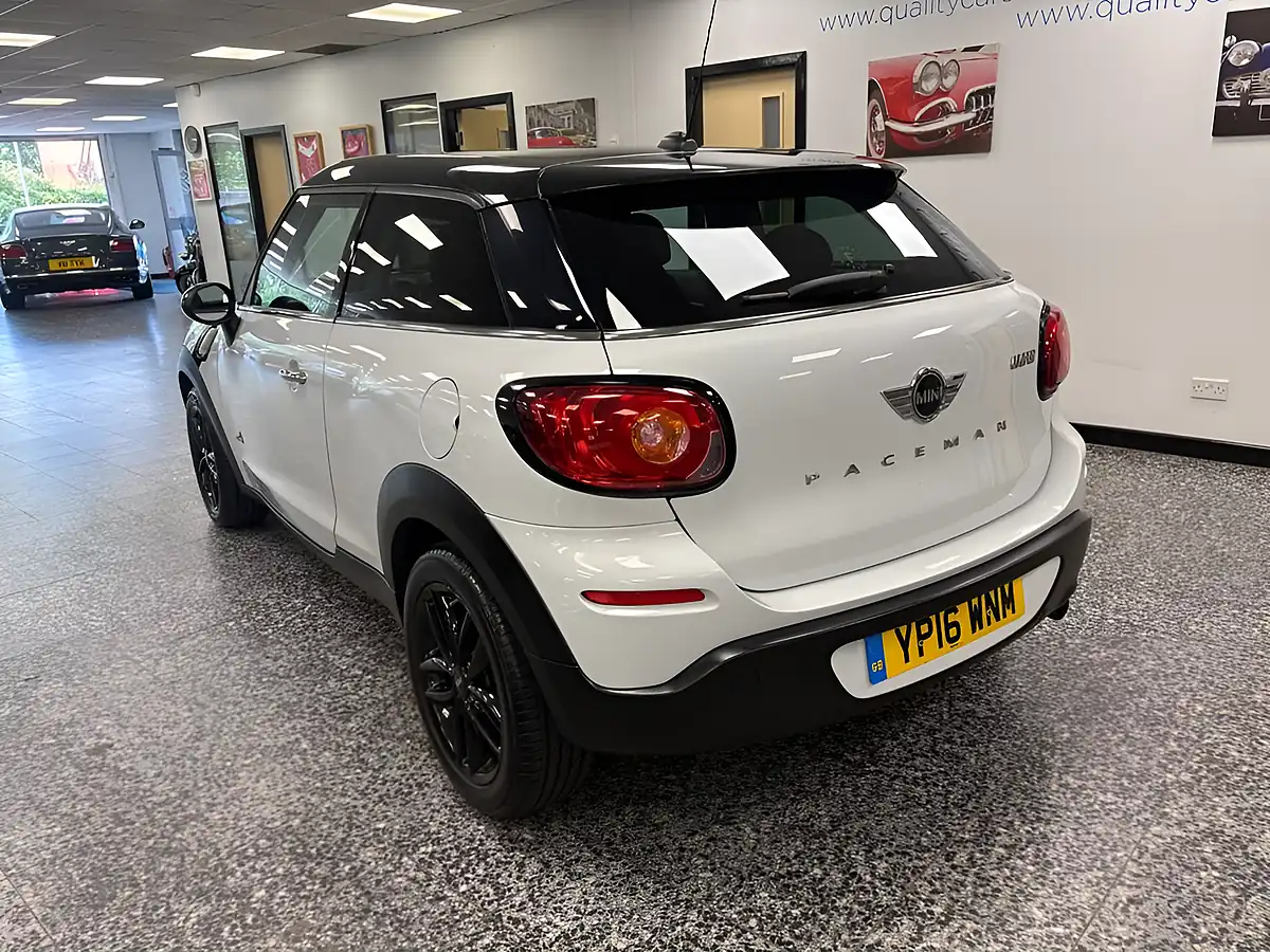 Used 2016 MINI Paceman Cooper White - Interior and Exterior details 10