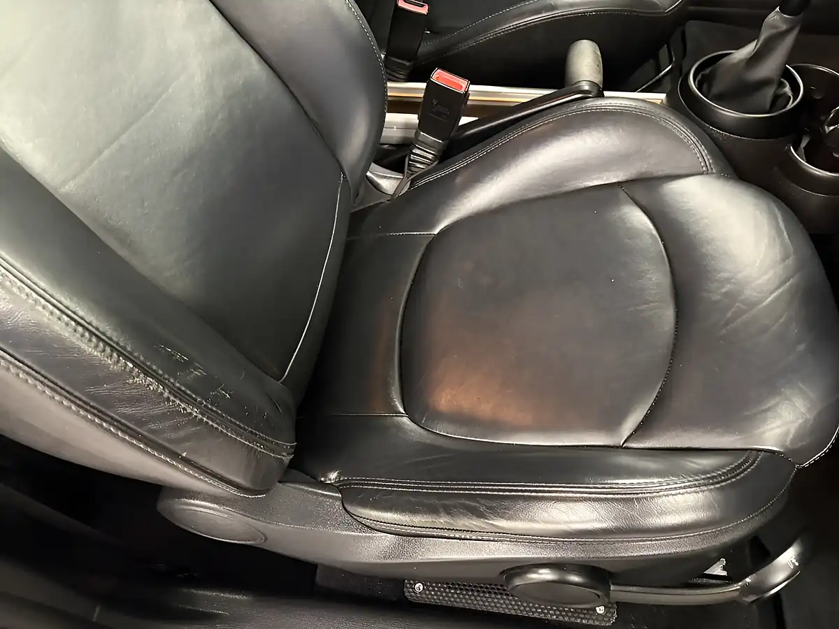 Used 2016 MINI Paceman Cooper White - Interior and Exterior details 13