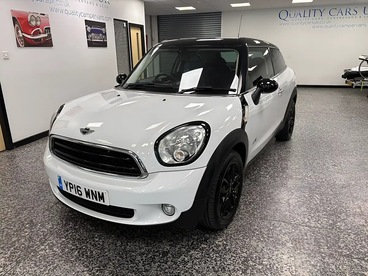 Used 2016 MINI Paceman Cooper White - Interior and Exterior details 5