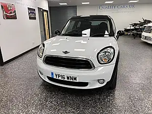 Used 2016 MINI Paceman Cooper White - Interior and Exterior details 6