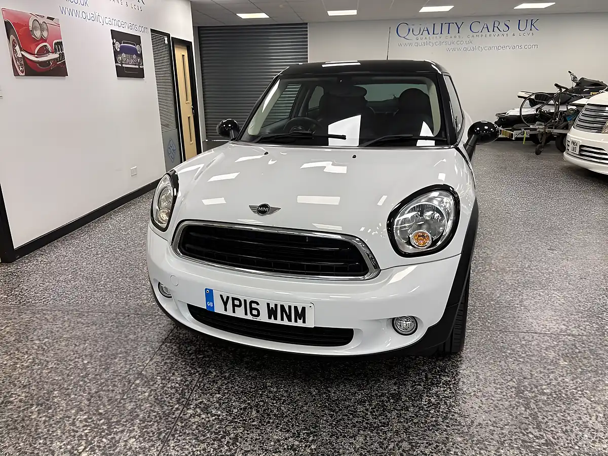 Used 2016 MINI Paceman Cooper White - Interior and Exterior details 6