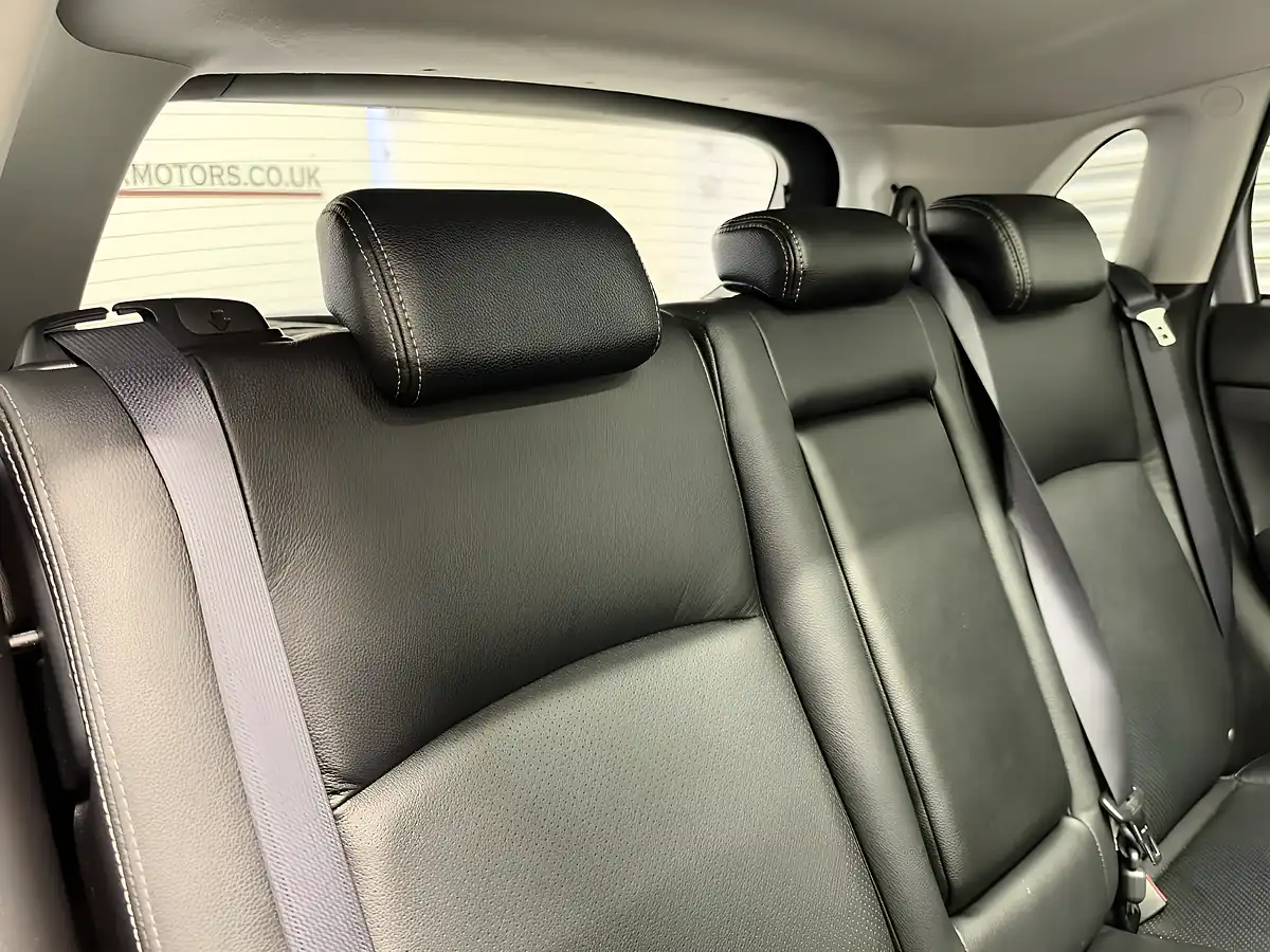 Used 2016 Mitsubishi Asx Zc-H Cool Silver - Interior and Exterior details 15