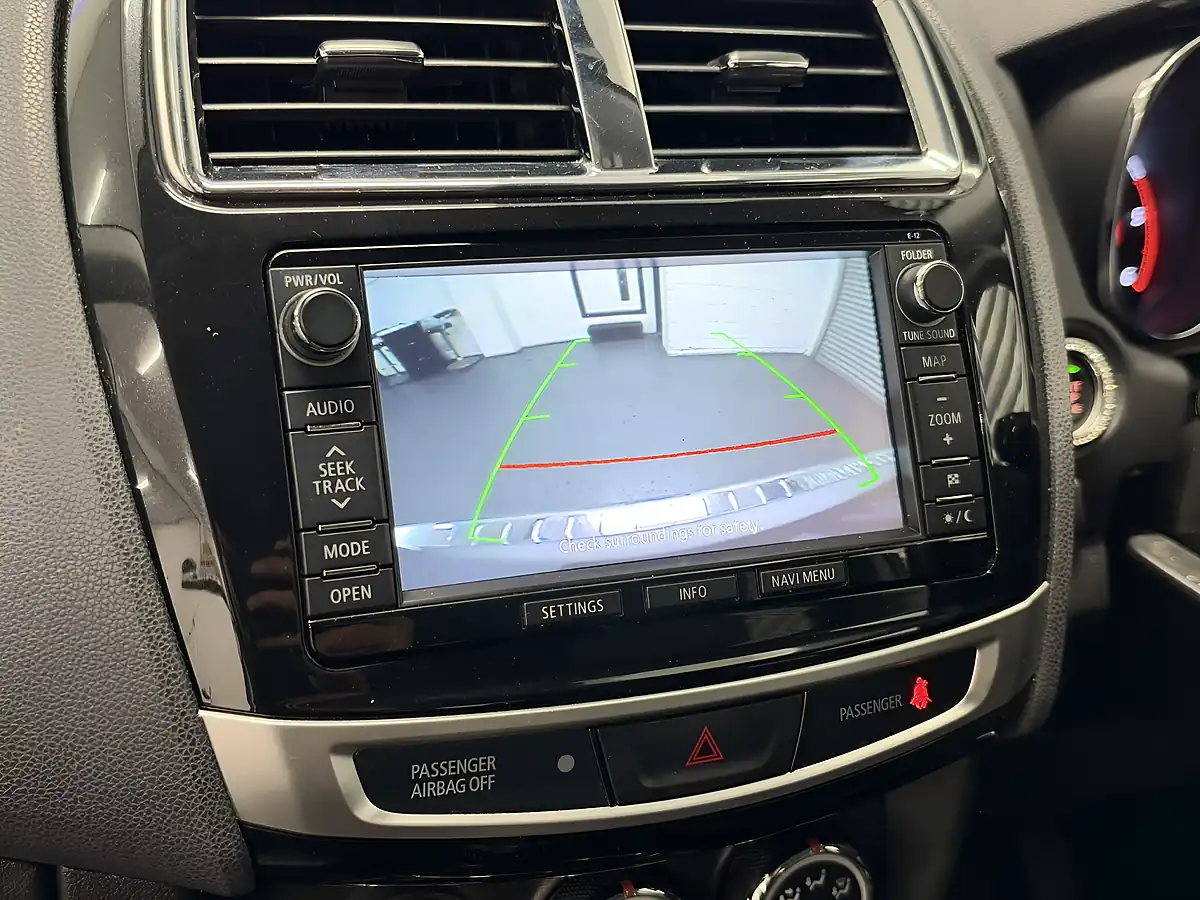 Used 2016 Mitsubishi Asx Zc-H Cool Silver - Interior and Exterior details 16