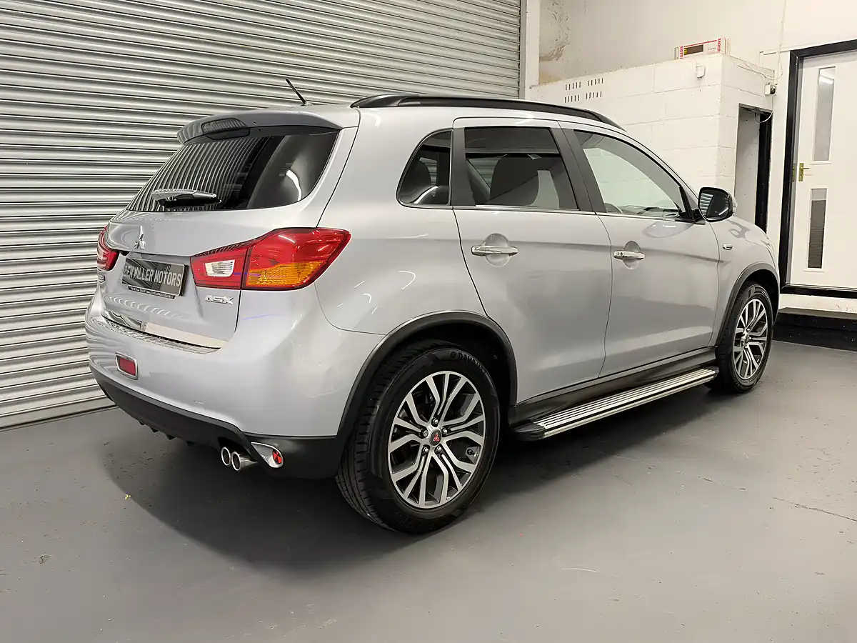 Used 2016 Mitsubishi Asx Zc-H Cool Silver - Interior and Exterior details 9