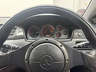 Used 2016 Mitsubishi Evolution White - Interior and Exterior details 14