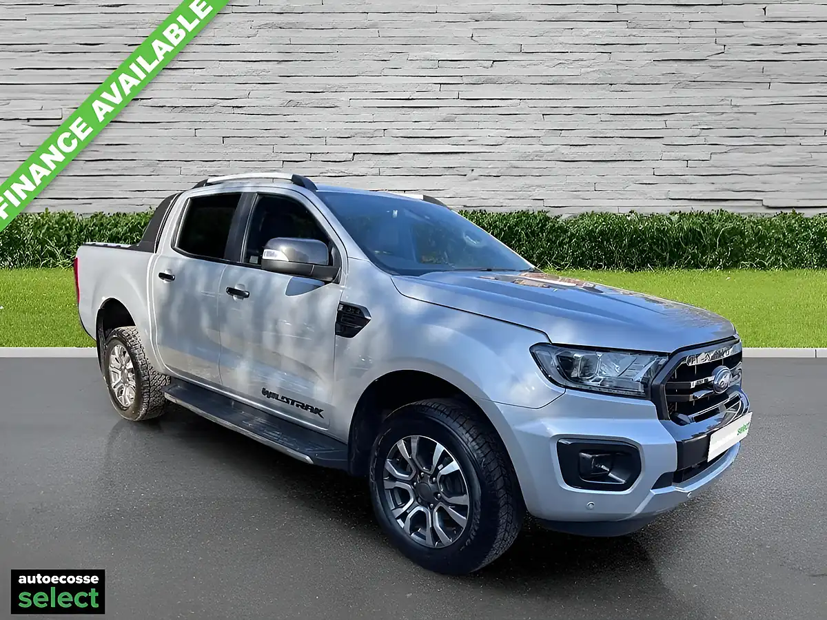 Used 2016 Mitsubishi L200 Barbarian Blue - Interior and Exterior details 9