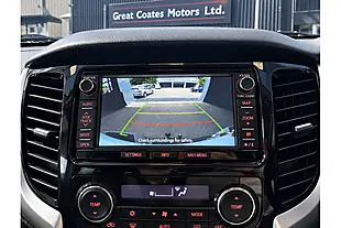 Used 2016 Mitsubishi L200 Barbarian Blue - Interior and Exterior details 10