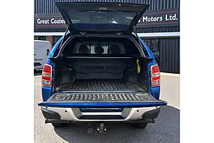 Used 2016 Mitsubishi L200 Barbarian Blue - Interior and Exterior details 5