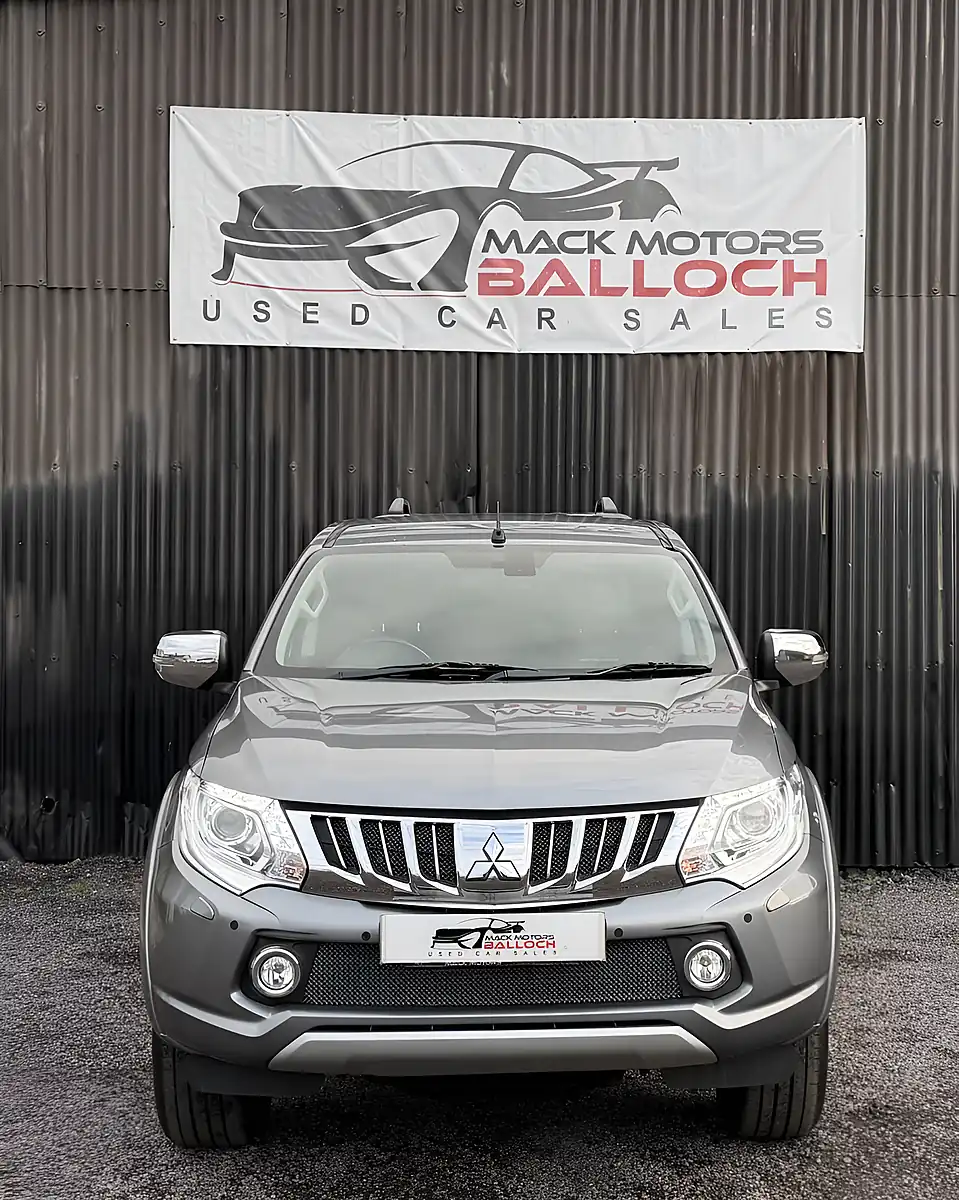 Used 2016 Mitsubishi L200 Barbarian Grey - Interior and Exterior details 10